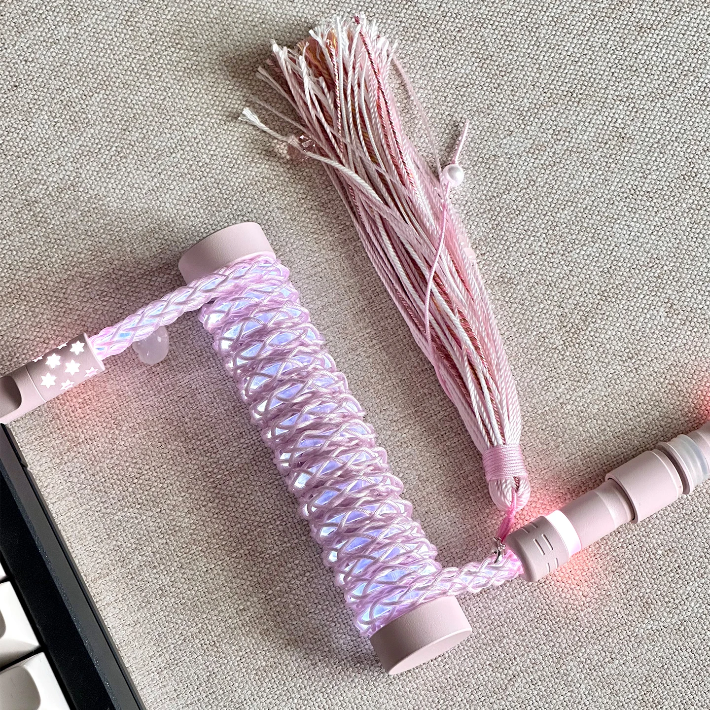 Pink Single Crystal Copper Spiral Connector Cable, Fully Illuminated Pink-White Keyboard Cable D22 Type-c to USB-A
Pink Single Crystal Copper Spiral Connector Cable, Fully Illuminated Pink-White Keyboard Cable D22 Type-c to USB-A