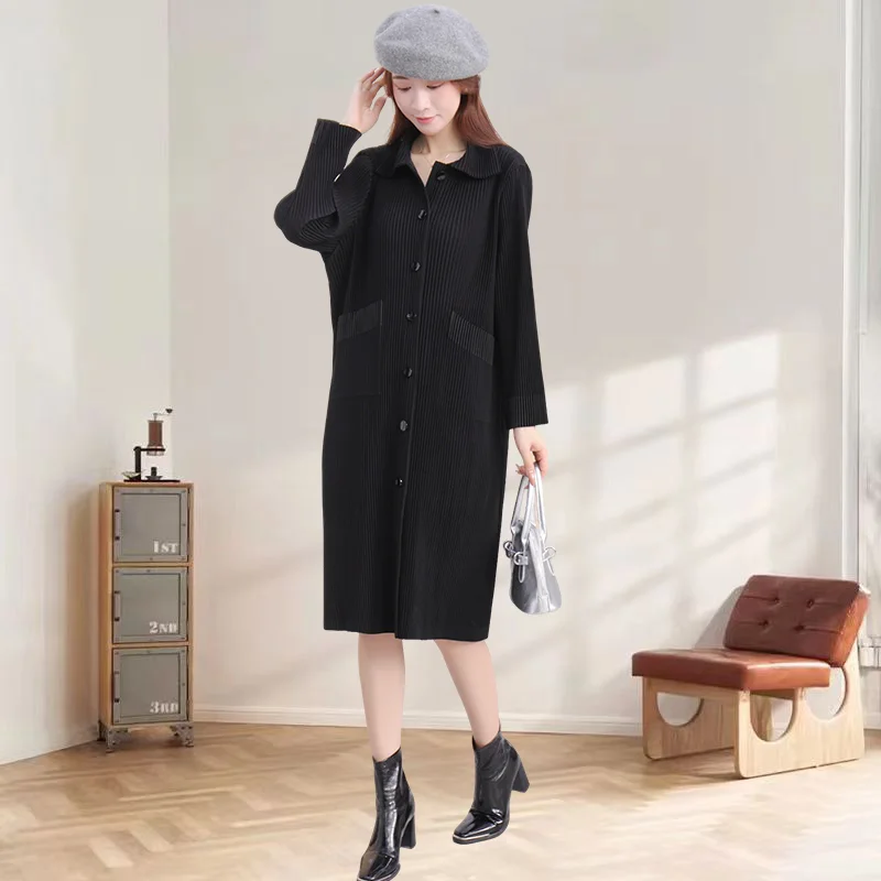 Miyake плиссированный плащ женский, осень 202, новинка осени, толстая зубочистка, однорядная, тонкая, с несколькими пуговицами, повседневная, темпераментная, сотня куртка 
Miyake плиссированный плащ женский, осень 202, новинка осени, толстая зубочистка, однорядная, тонкая, с несколькими пуговицами, повседневная, темпераментная, сотня куртка