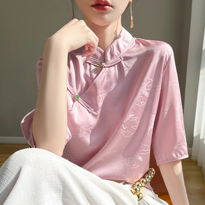 ZOCEPT New Chinese Style Silk Five Quarter Sleeve Women's Stand Up Collar Buckle Short Sleeved Satin Half Sleeved T-shirt Top
ZOCEPT New Chinese Style Silk Five Quarter Sleeve Women's Stand Up Collar Buckle Short Sleeved Satin Half Sleeved T-shirt Top