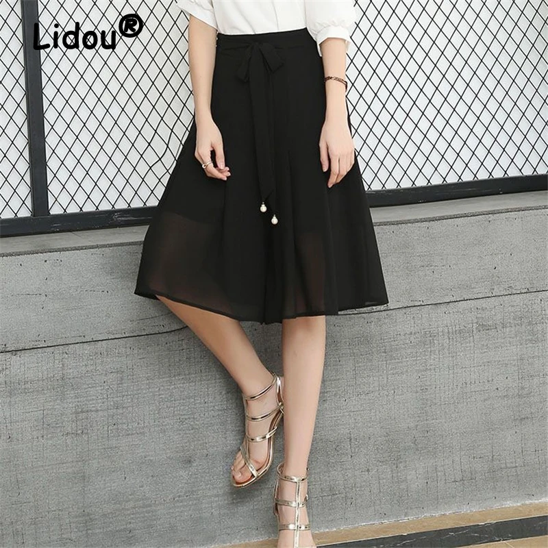 Women Clothes New Summer Fashion Bow Elegant Knee Length Wide Leg Pants Office Lady High Waist Chic Draped Pleated Shorts Skirts
Women Clothes New Summer Fashion Bow Elegant Knee Length Wide Leg Pants Office Lady High Waist Chic Draped Pleated Shorts Skirts
