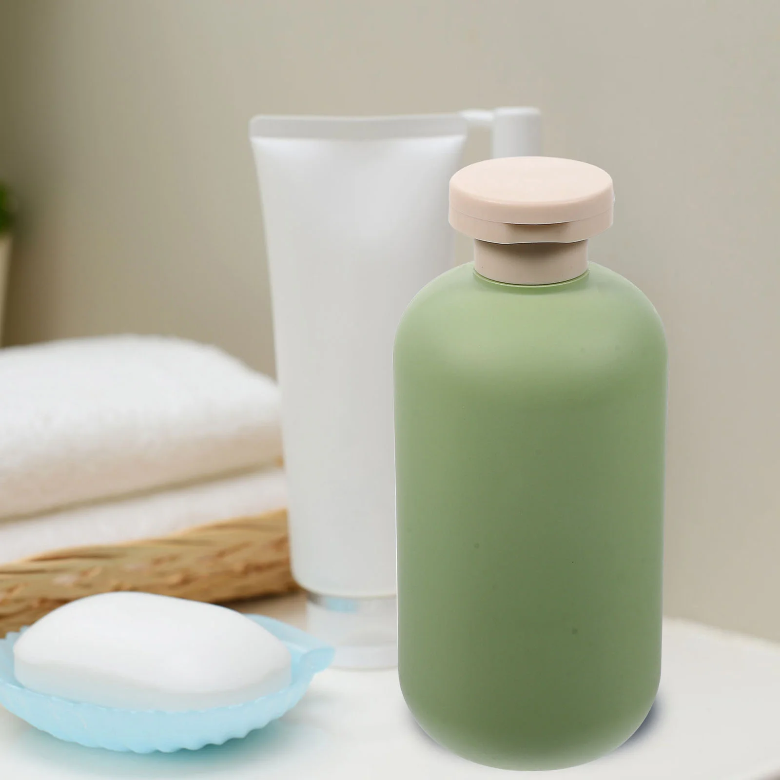 2 Pcs Squeeze Bottle Clamshell Travel Shampoo Toiletries or Toiletry Containers
2 Pcs Squeeze Bottle Clamshell Travel Shampoo Toiletries or Toiletry Containers