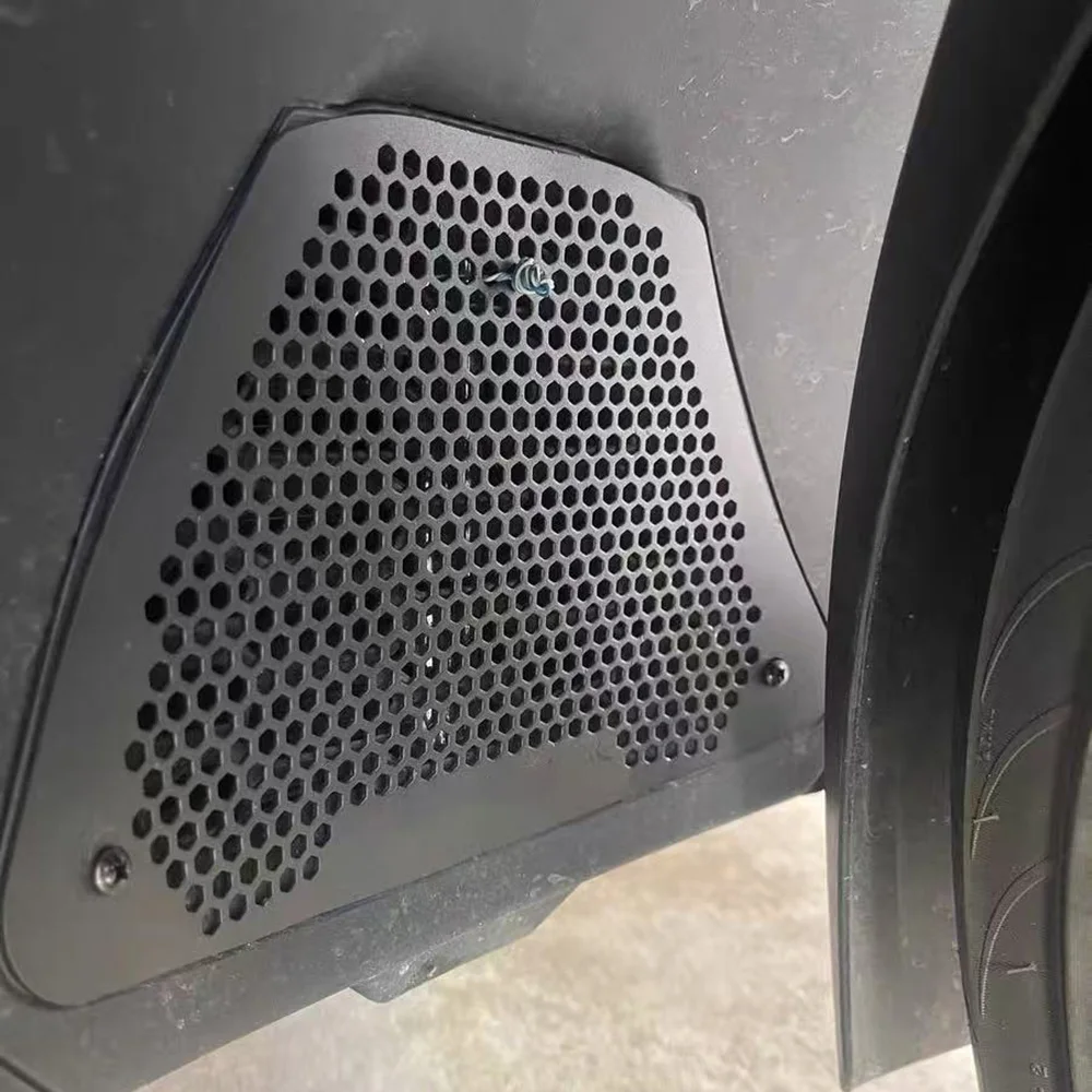 Защитная решетка радиатора (крышка бака) для мотоциклов HONDA ADV350 / Forza350 2021-2026
Защитная решетка радиатора (крышка бака) для мотоциклов HONDA ADV350 / Forza350 2021-2026