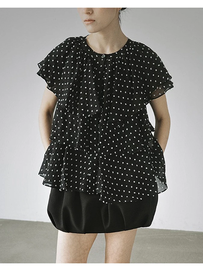 Summer Japanese Style Flocking Cake Shirt Short Sleeve Women's Fashion Ruffle Sleeve round Neck Cool Sensation Top
Summer Japanese Style Flocking Cake Shirt Short Sleeve Women's Fashion Ruffle Sleeve round Neck Cool Sensation Top