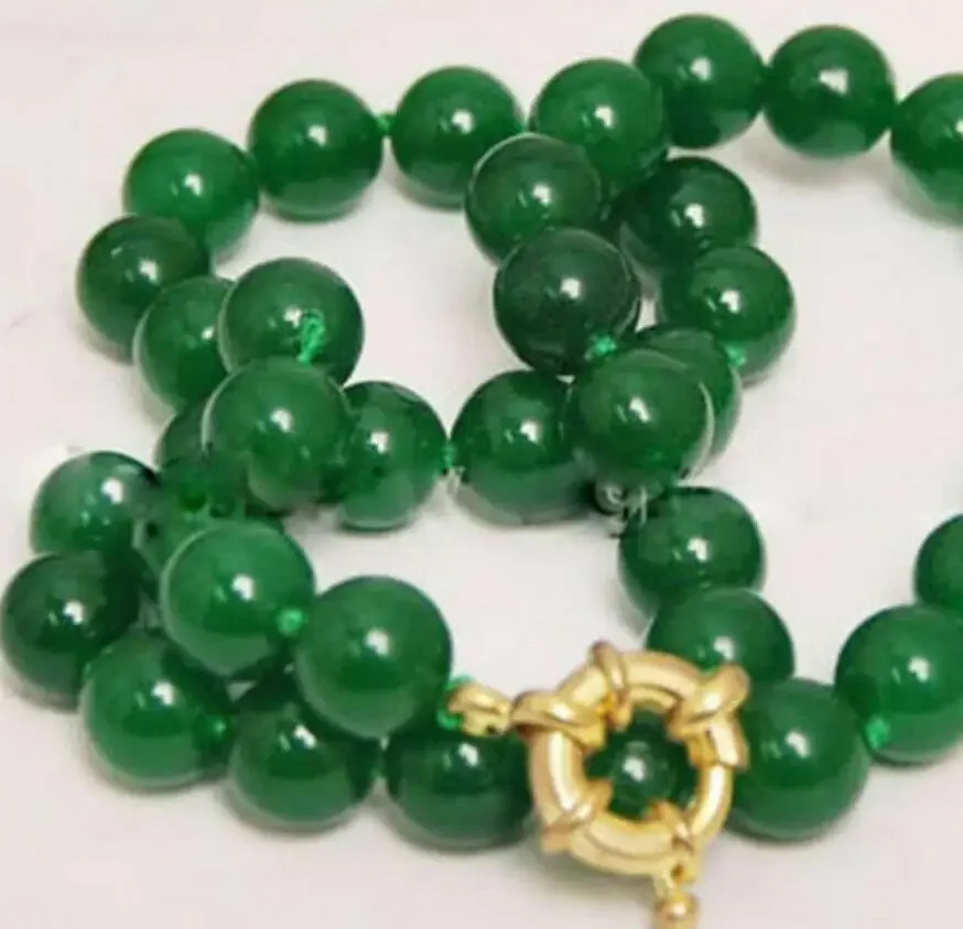 18" fashionable women's watch 10mm natural green emerald Bead Necklace
18" fashionable women's watch 10mm natural green emerald Bead Necklace