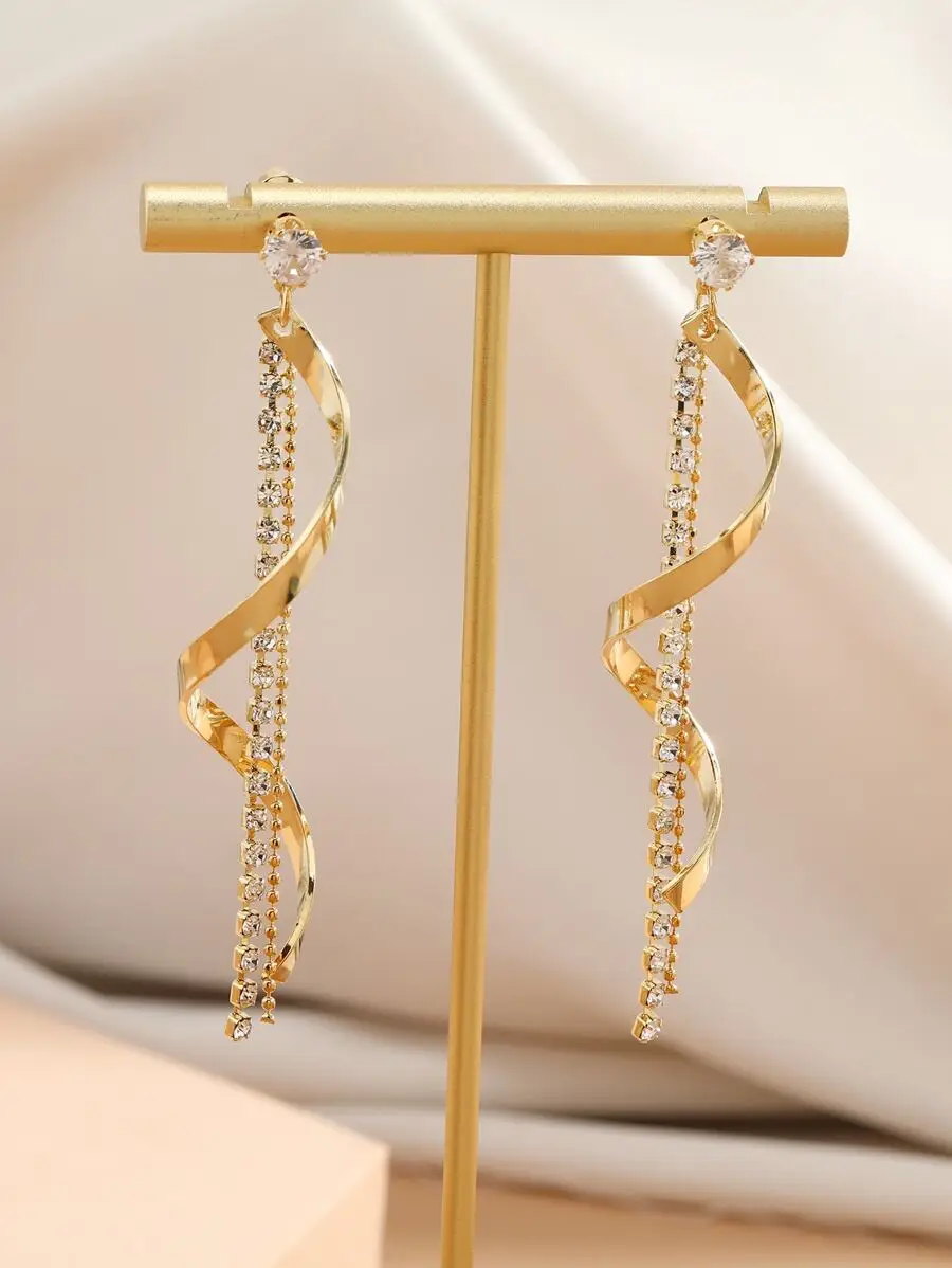 Spiral Dangle Earrings With Crystal Accents For Women
Spiral Dangle Earrings With Crystal Accents For Women