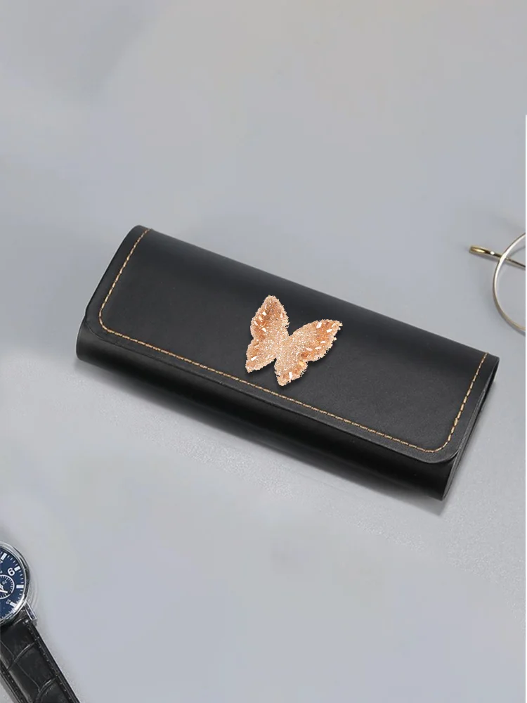 Male and Female Eyeglasses Box Trendy and Portable - Shiny Green Butterfly Decor
Male and Female Eyeglasses Box Trendy and Portable - Shiny Green Butterfly Decor