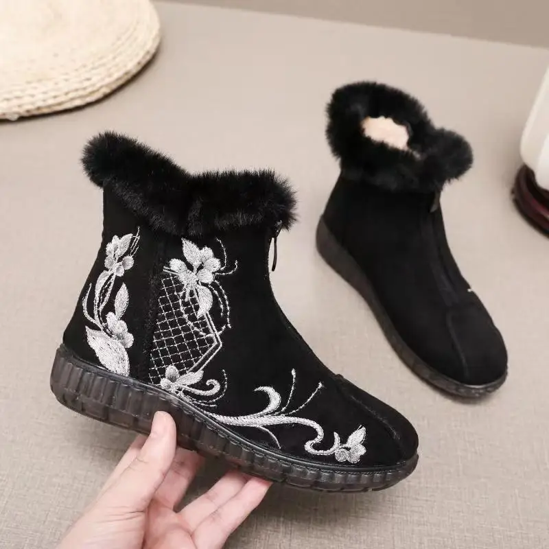 Женские высокие хлопковые сапоги на плоской подошве с вышивкой, новые зимние ботинки ханьфу на мягкой подошве с круглым носком, сохраняющие тепло
Женские высокие хлопковые сапоги на плоской подошве с вышивкой, новые зимние ботинки ханьфу на мягкой подошве с круглым носком, сохраняющие тепло