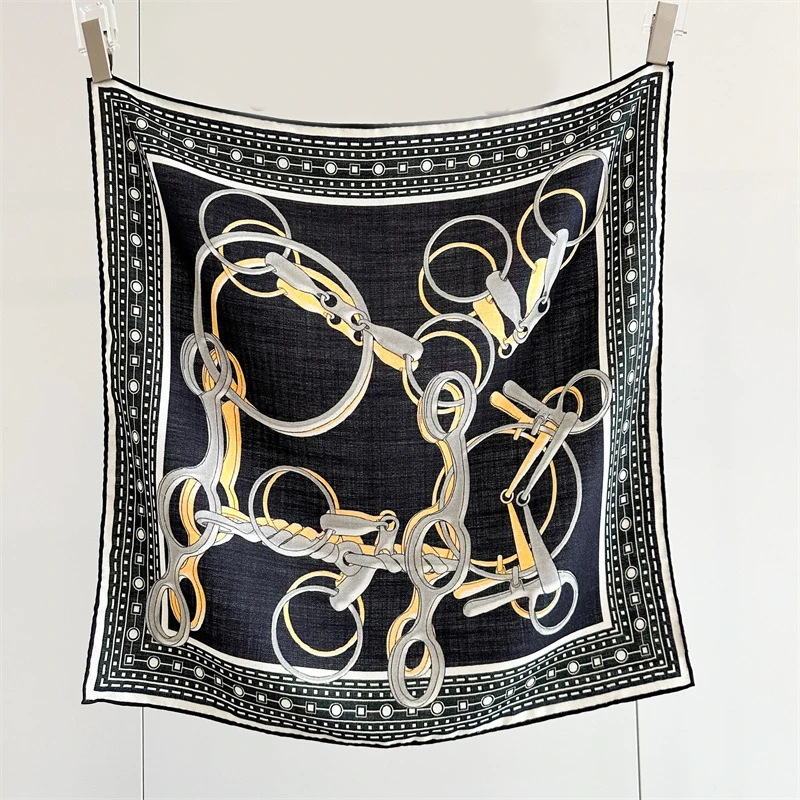 Winter Warm Scarf Luxury Designers Women Bandana Silk Wool Blend Scarfs Square Head Bandanas 65CM Mother Gifts
Winter Warm Scarf Luxury Designers Women Bandana Silk Wool Blend Scarfs Square Head Bandanas 65CM Mother Gifts