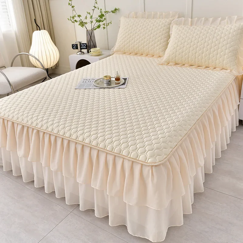 Princess style latex mat summer 2025 new machine washable air conditioner bed skirt soft mat ice silk mat three-piece set
Princess style latex mat summer 2025 new machine washable air conditioner bed skirt soft mat ice silk mat three-piece set