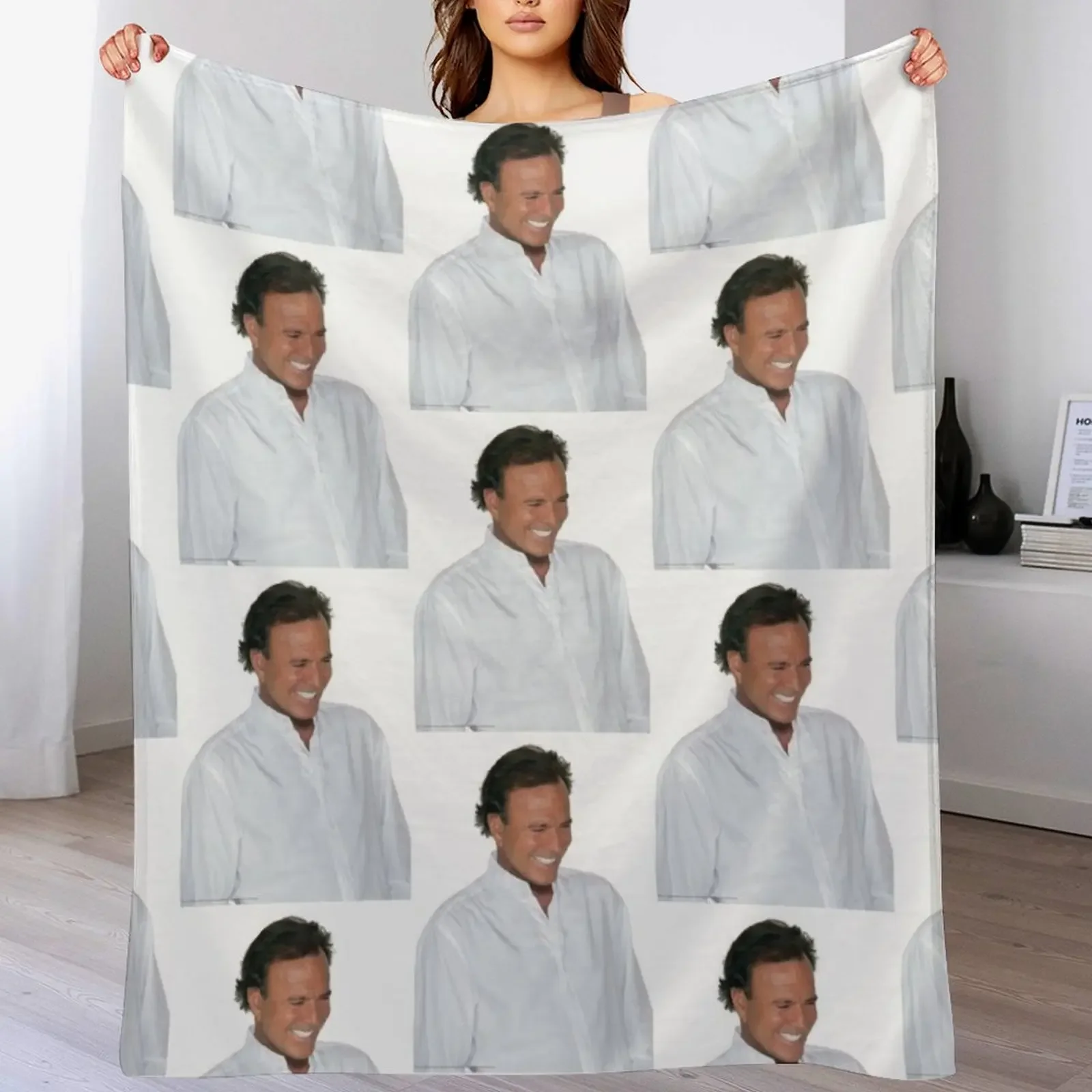 JULIO IGLESIAS T-SHIRT Throw Blanket Tourist Baby christmas gifts Beach Blankets
JULIO IGLESIAS T-SHIRT Throw Blanket Tourist Baby christmas gifts Beach Blankets