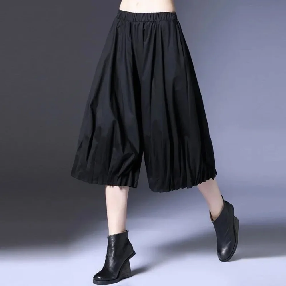 Summer New Men's Pleated Solid Color Wide-Leg Cropped Trousers Retro Casual Fashion Trend Simple Loose Breathable Men's Bottoms
Summer New Men's Pleated Solid Color Wide-Leg Cropped Trousers Retro Casual Fashion Trend Simple Loose Breathable Men's Bottoms
