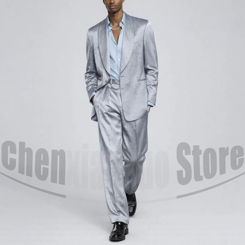 Men Silver Satin Suit Chic Shawl Lapel One Button Blazer and Pants Formal Wedding Party Modern Gentleman Tuxedo 2 Piece
Men Silver Satin Suit Chic Shawl Lapel One Button Blazer and Pants Formal Wedding Party Modern Gentleman Tuxedo 2 Piece