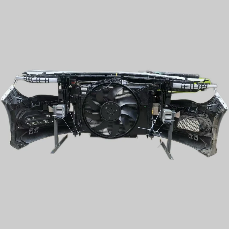 W117 CLA45 Front Bumper Body Kit With Grille Radiator LED Light Hood Fender Auto Replacement Parts
W117 CLA45 Front Bumper Body Kit With Grille Radiator LED Light Hood Fender Auto Replacement Parts