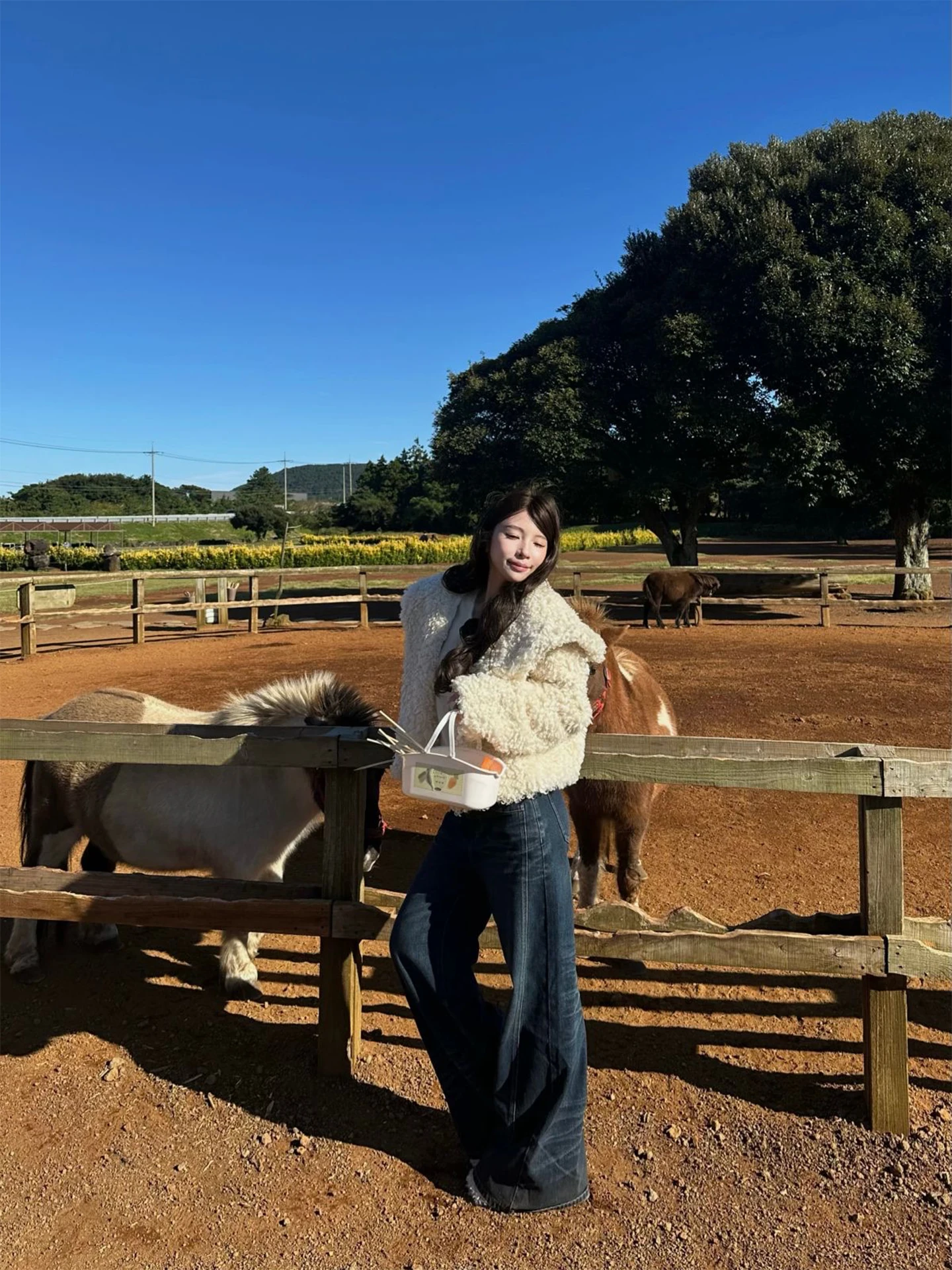 Винтажные джинсы FuunJ с широкими штанинами, женские универсальные прямые брюки в пол с высокой талией, комфортная посадка
Винтажные джинсы FuunJ с широкими штанинами, женские универсальные прямые брюки в пол с высокой талией, комфортная посадка