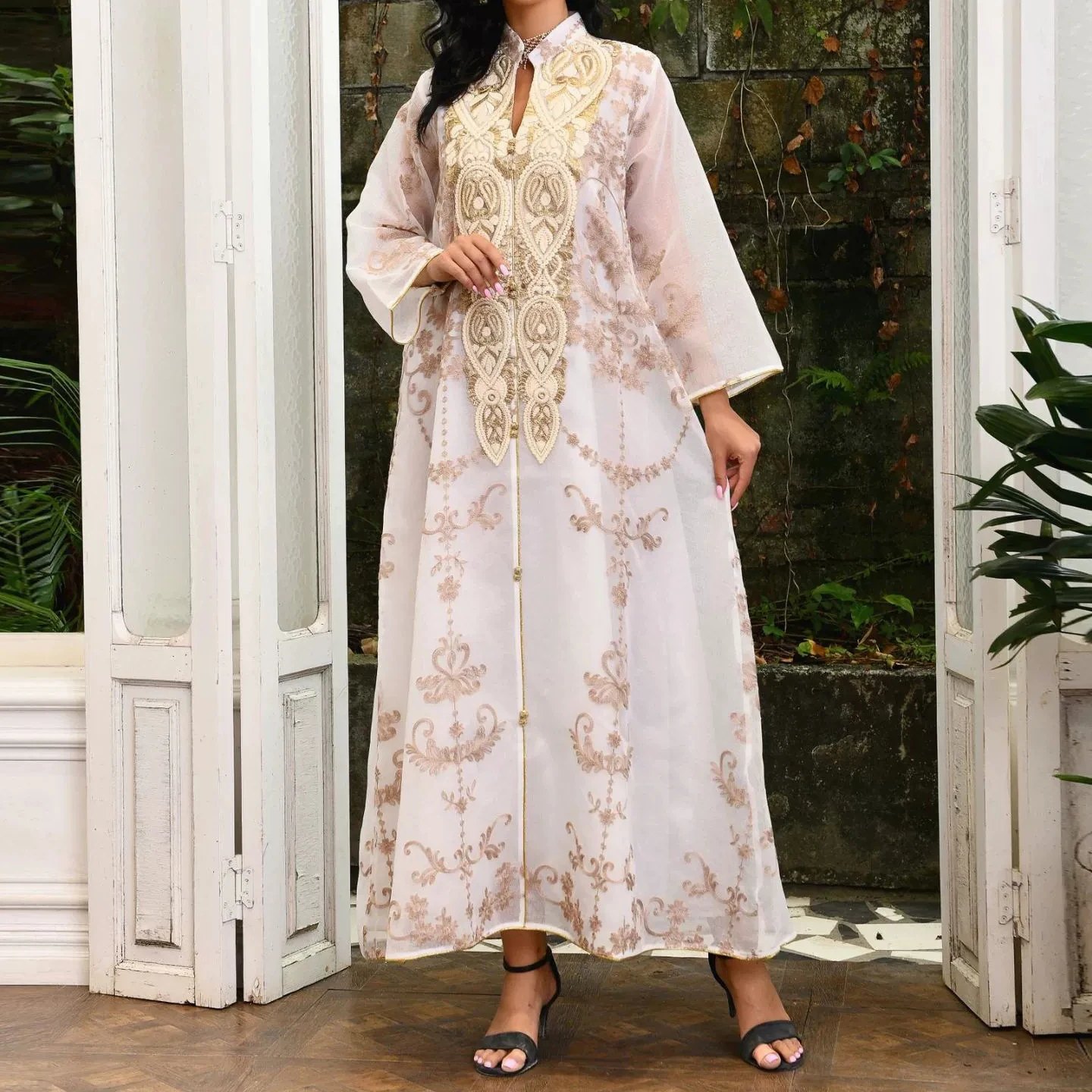 Muslim Middle East Dubai robe mesh embroidery applique dress fashionable evening dress Saudi style-GZXX573 
Muslim Middle East Dubai robe mesh embroidery applique dress fashionable evening dress Saudi style-GZXX573