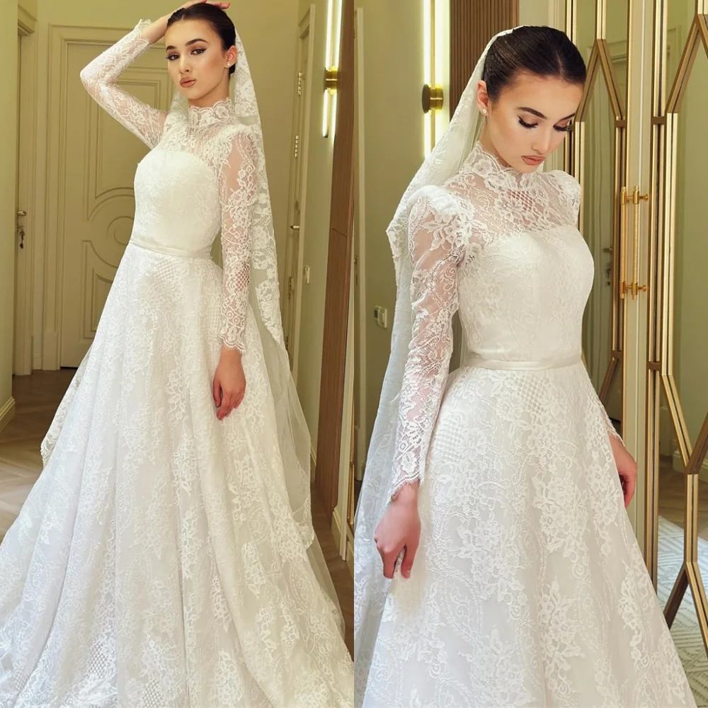 Customized Dreamy White Lace Wedding Dresses Formal Long Sleeves Dresses Earthy Wedding Dress Luxury Special Occasion Gowns 
Customized Dreamy White Lace Wedding Dresses Formal Long Sleeves Dresses Earthy Wedding Dress Luxury Special Occasion Gowns