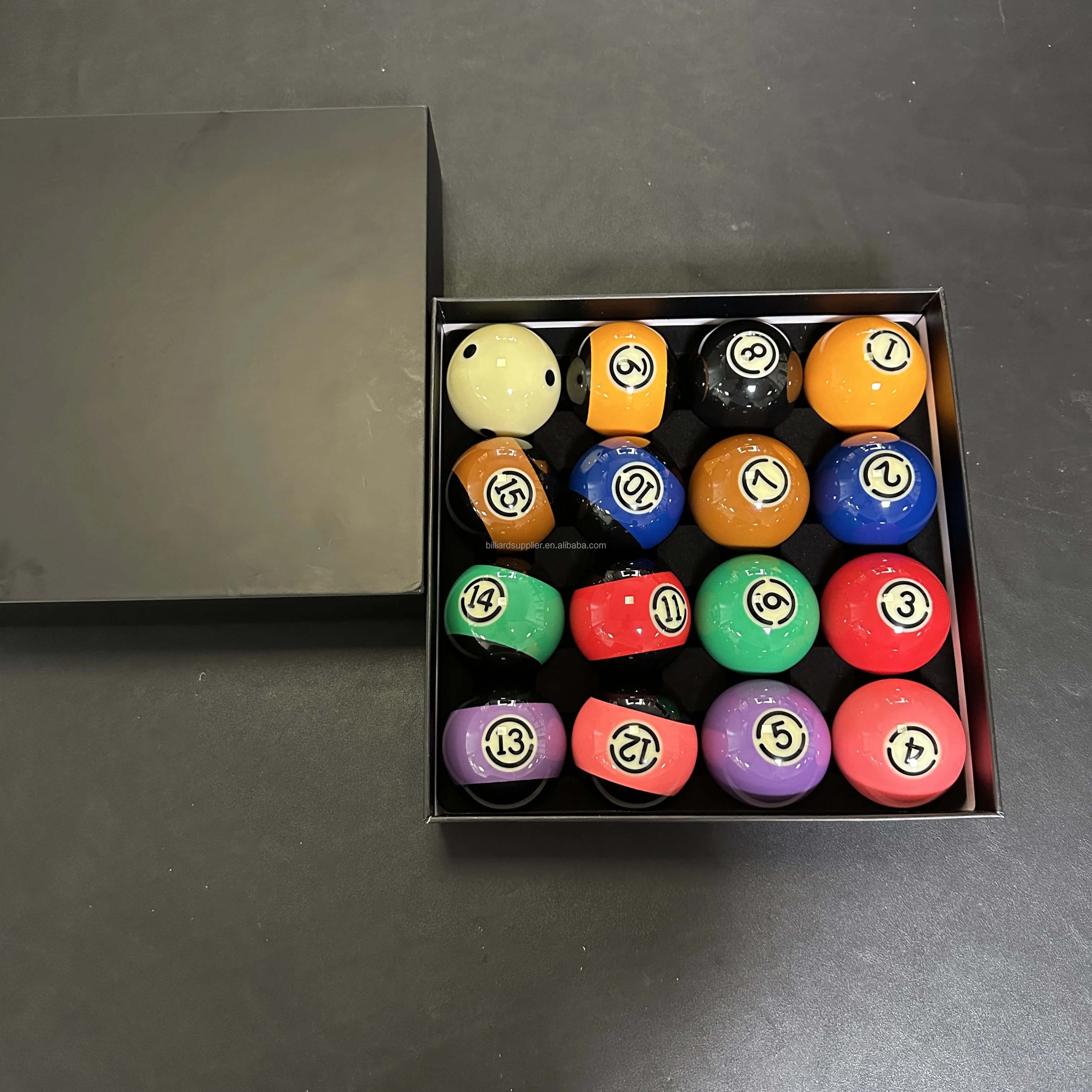 Great Quality Customized 16-Ball Tournament Set 2-1/4\" American Style Resin Snooker Pool Balls in Box
Great Quality Customized 16-Ball Tournament Set 2-1/4\" American Style Resin Snooker Pool Balls in Box