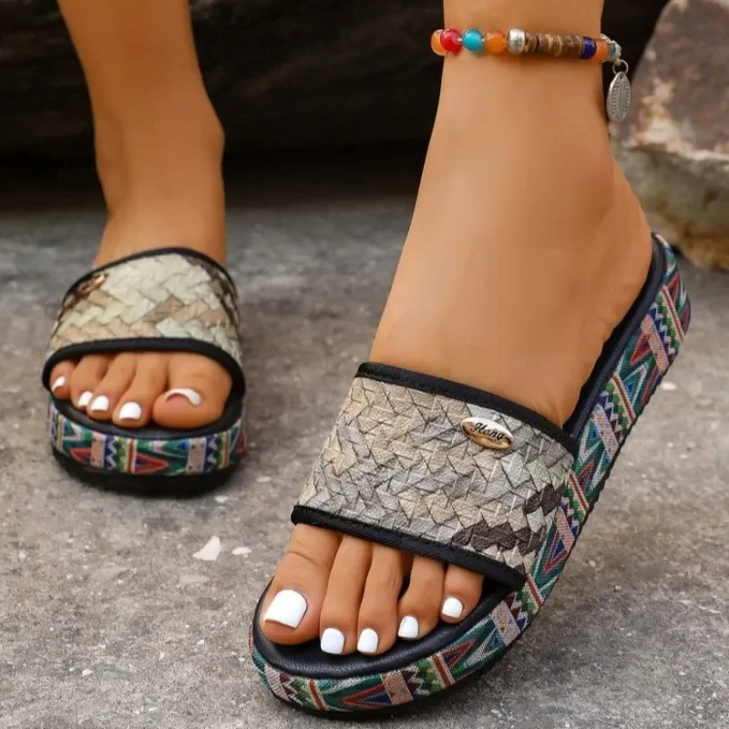 2025 Summer New Women Sandals Correct Toes Slippers Outdoor Casual Open Toe Flat Slippers Plus Size Sports Shoes Slides Women
2025 Summer New Women Sandals Correct Toes Slippers Outdoor Casual Open Toe Flat Slippers Plus Size Sports Shoes Slides Women