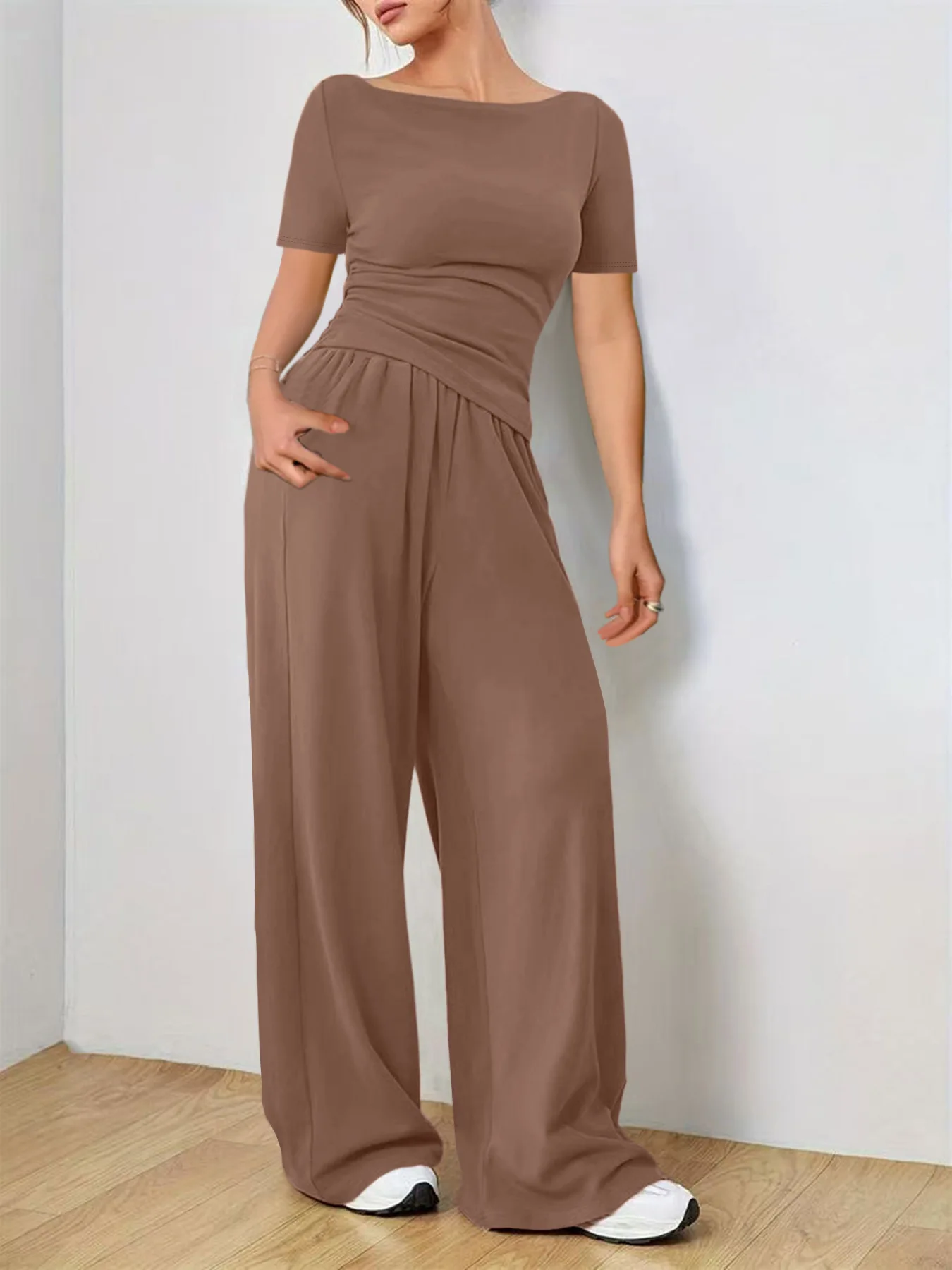 Wide-leg Pants Suit Soft Wax Style Suit Fashionable Irregular Women's Clothing Yoga Sports Suit
Wide-leg Pants Suit Soft Wax Style Suit Fashionable Irregular Women's Clothing Yoga Sports Suit