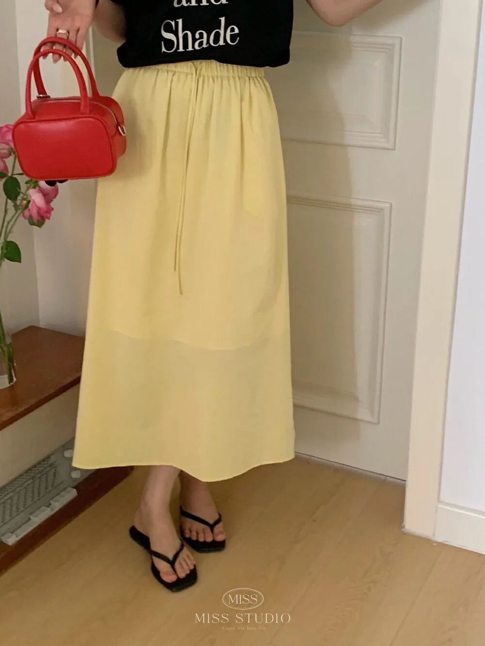 ZHISILAO New Cotton Linen Long Skirt Women Vintage Soft Solid Elastic Waist Long Skirt Summer 2024 Holiday Wear
ZHISILAO New Cotton Linen Long Skirt Women Vintage Soft Solid Elastic Waist Long Skirt Summer 2024 Holiday Wear