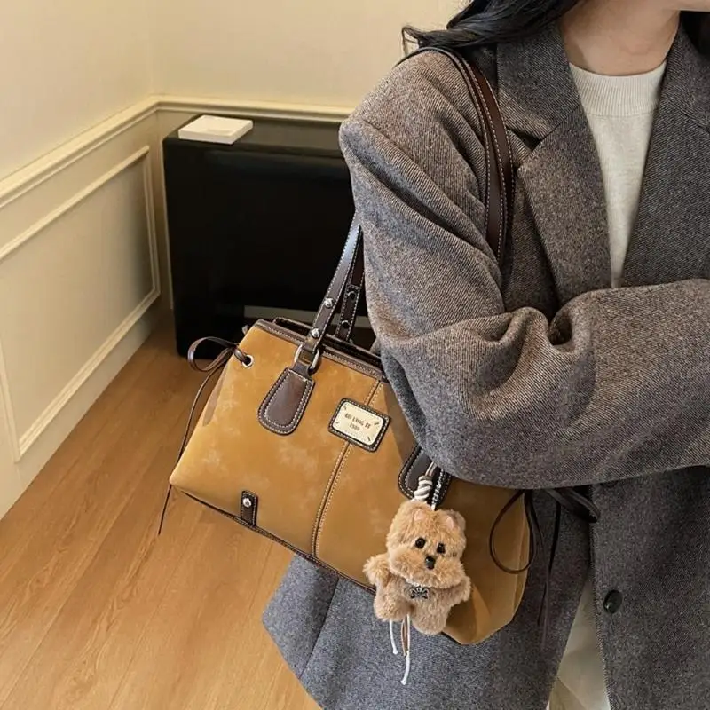 X5XA Fashionable Shoulder Bag Roomy Interior Work Commute PU Leather Handbag
X5XA Fashionable Shoulder Bag Roomy Interior Work Commute PU Leather Handbag