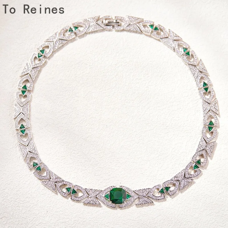 To Reines Retro Emerald Pendant Necklace Lady Zircon Crystal Necklace Luxury High Quality Jewelry Temperament Evening Wear Chain
To Reines Retro Emerald Pendant Necklace Lady Zircon Crystal Necklace Luxury High Quality Jewelry Temperament Evening Wear Chain