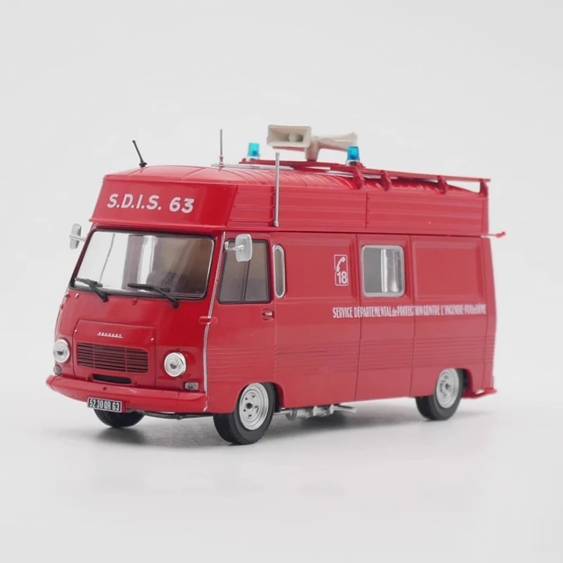 Diecast 1:43 Scale IXO J7 Fire Engine Ambulance Car Alloy Model Finished Simulation Vehicle Model Collection Decoration Display
Diecast 1:43 Scale IXO J7 Fire Engine Ambulance Car Alloy Model Finished Simulation Vehicle Model Collection Decoration Display