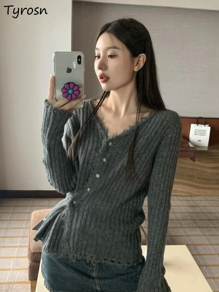 Cardigans for Women V-neck Sweaters Autumn Winter Fashion Designer Slim Korean Style Female Aesthetic Clothes Vintage Knitwear
Cardigans for Women V-neck Sweaters Autumn Winter Fashion Designer Slim Korean Style Female Aesthetic Clothes Vintage Knitwear