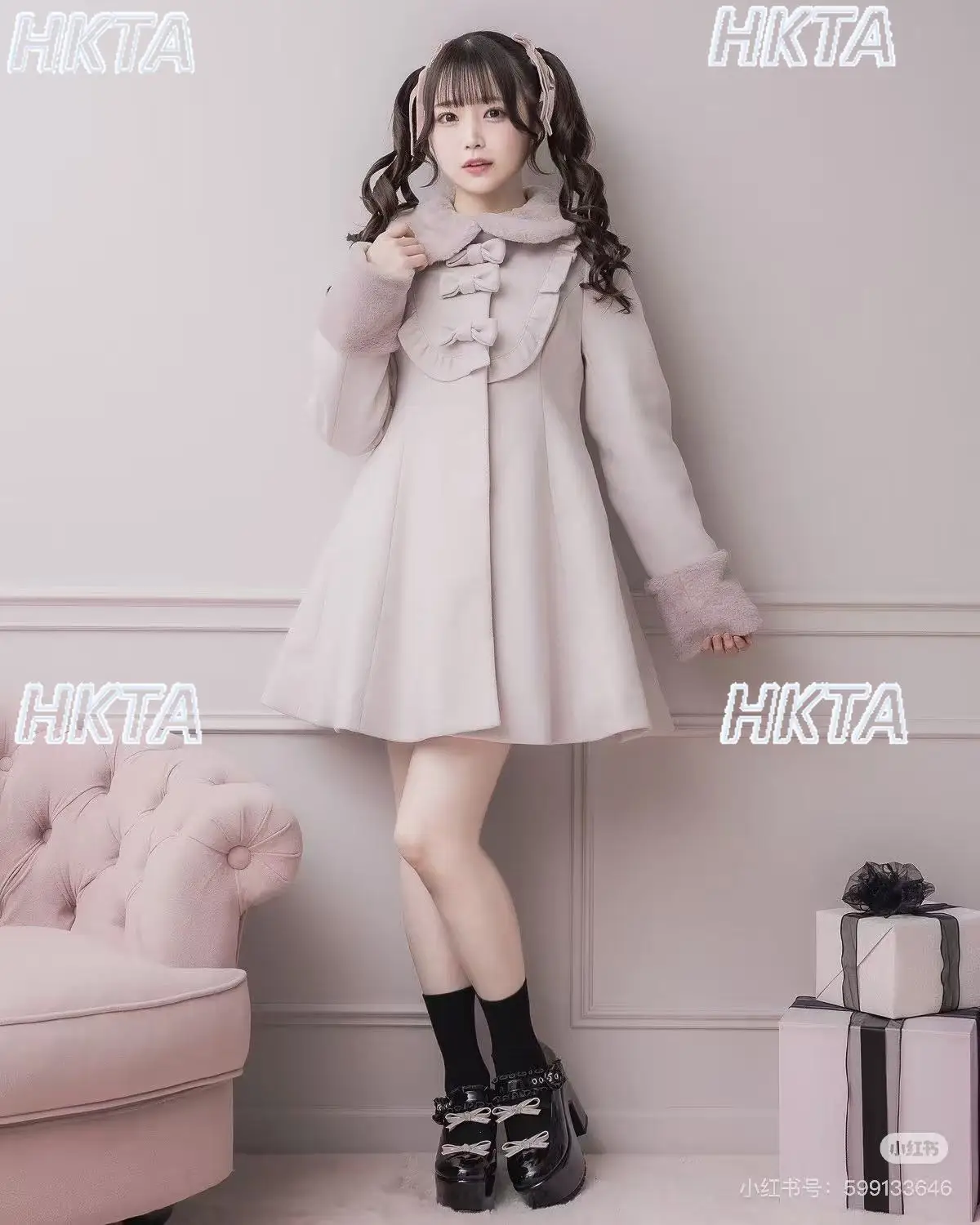 Японское милое шерстяное пальто принцессы с меховым воротником, женское осенне-зимнее длинное шерстяное пальто в стиле Лолиты с бантом и лацканами
Японское милое шерстяное пальто принцессы с меховым воротником, женское осенне-зимнее длинное шерстяное пальто в стиле Лолиты с бантом и лацканами