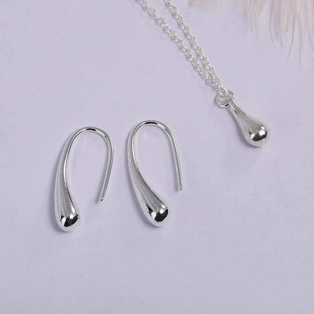 Four-piece Set of Water Drop Silver Jewelry Sterling Earrings Bridal Decor Bride Necklace
Four-piece Set of Water Drop Silver Jewelry Sterling Earrings Bridal Decor Bride Necklace
