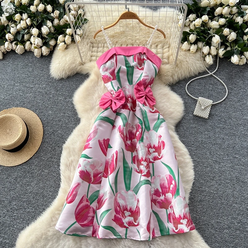 Women's Dress 2025 Summer Light Luxury Three-Dimensional Butterfly Butterfly Waist Cinched Suspender Printed Large Swing Dress
Women's Dress 2025 Summer Light Luxury Three-Dimensional Butterfly Butterfly Waist Cinched Suspender Printed Large Swing Dress