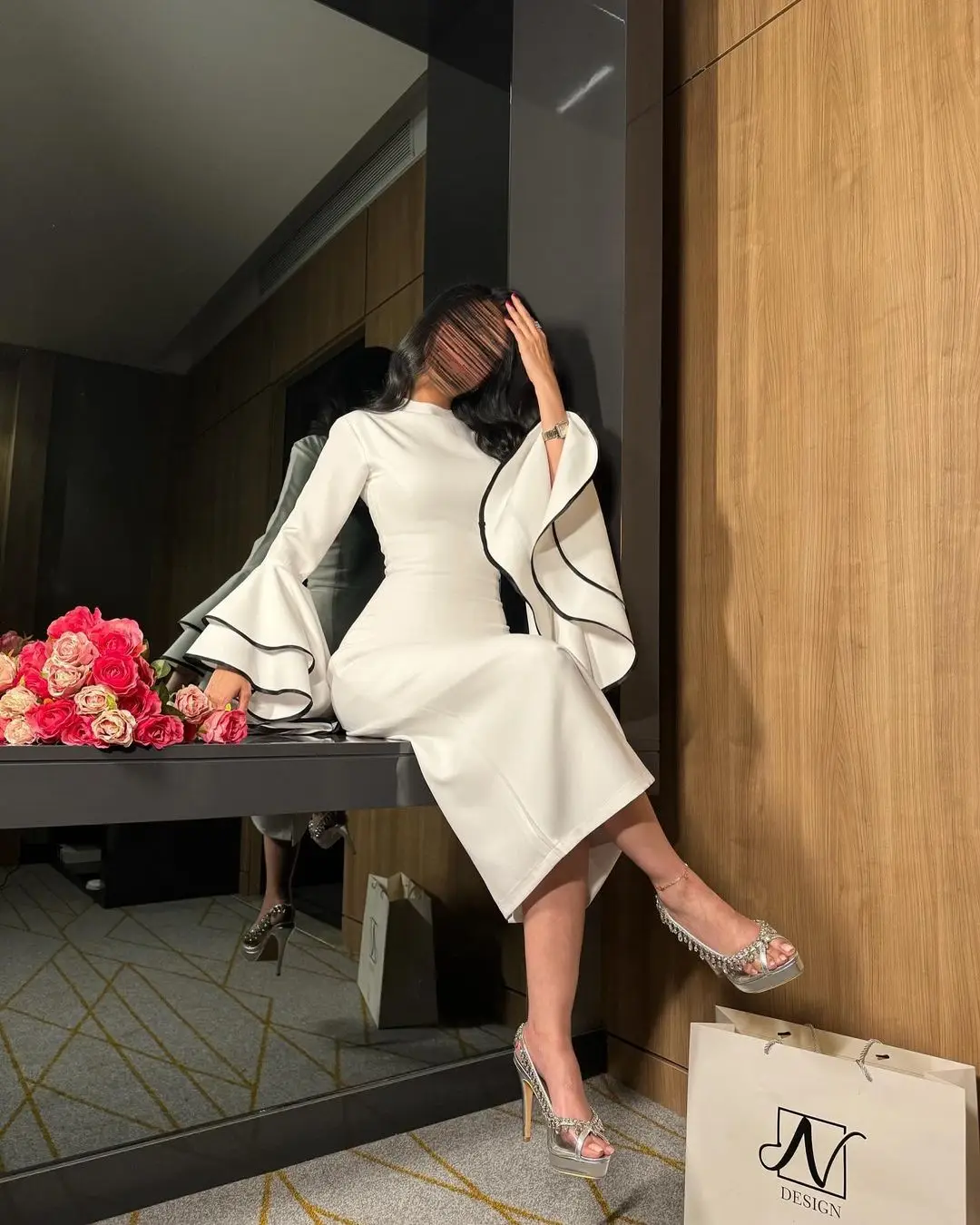 White Dress Evening Party Dresses Woman Elegant V-Neck Prom Dress Mermaid Floor-Length Satin Formal Occasion Wedding Dresses
White Dress Evening Party Dresses Woman Elegant V-Neck Prom Dress Mermaid Floor-Length Satin Formal Occasion Wedding Dresses