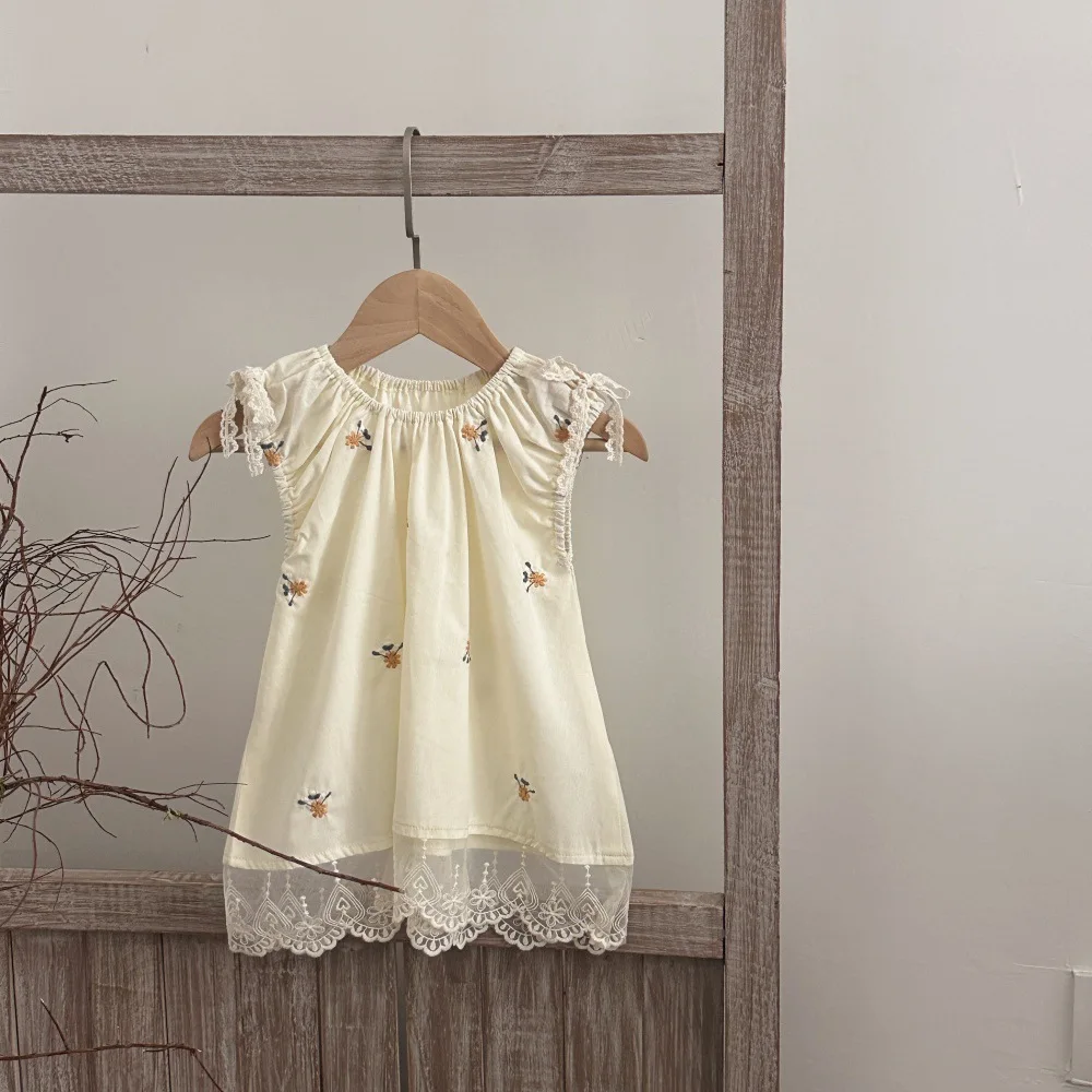 2026 Summer New Baby Girl Embroidery Floral Princess Dress Infant Girl Sleeveless Vest Dress Kids Cotton Casual Dress
2026 Summer New Baby Girl Embroidery Floral Princess Dress Infant Girl Sleeveless Vest Dress Kids Cotton Casual Dress