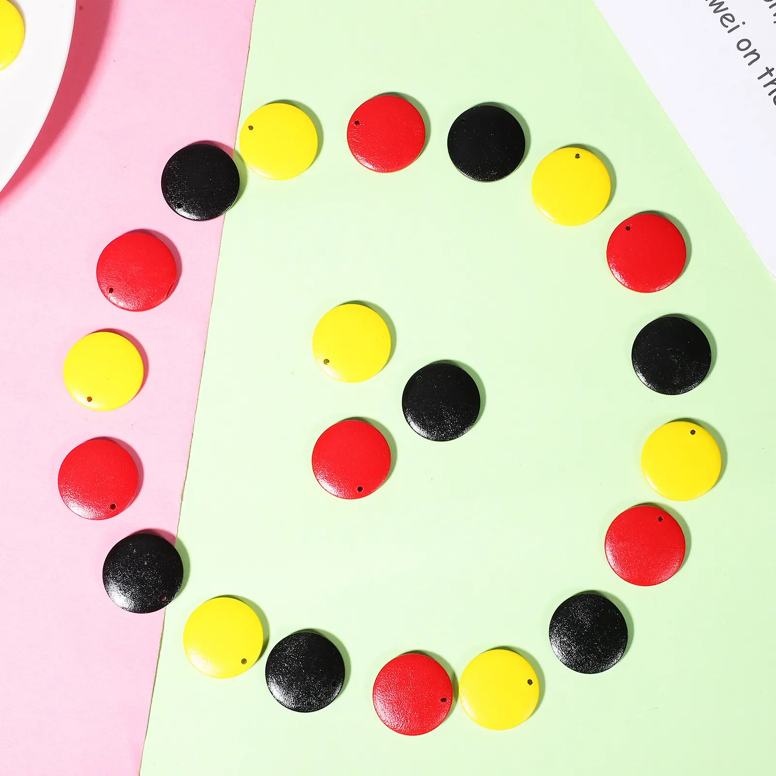 100Pcs Wooden Earring Charms Round Circle DIY Jewelry Making Pendants for Earrings Necklaces Bracelets Anklets Craft Supplies
100Pcs Wooden Earring Charms Round Circle DIY Jewelry Making Pendants for Earrings Necklaces Bracelets Anklets Craft Supplies