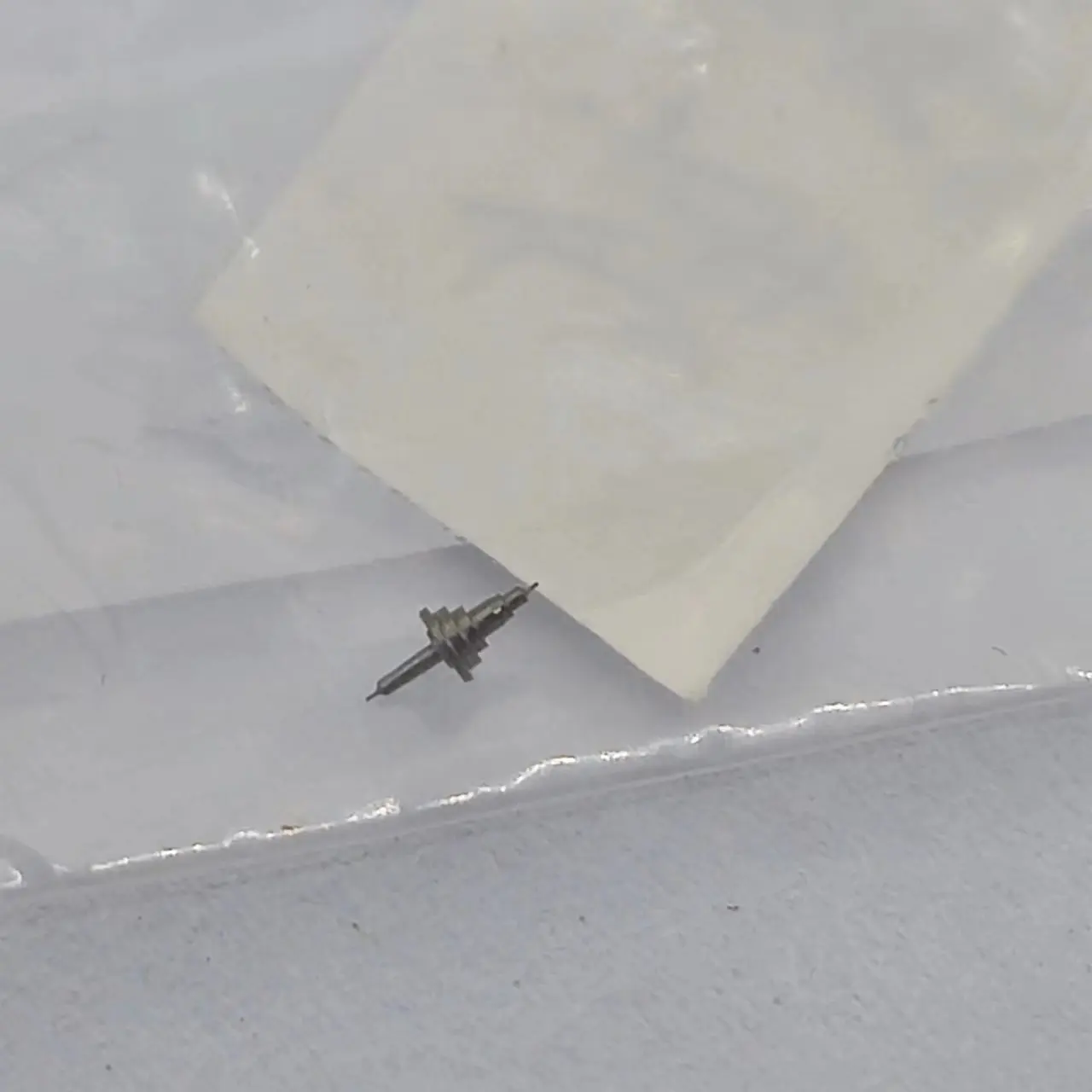Watch accessories for Xitie City 8200 swing wheel car core swing wheel shaft 8215 movement hairspring swing wheel part
Watch accessories for Xitie City 8200 swing wheel car core swing wheel shaft 8215 movement hairspring swing wheel part