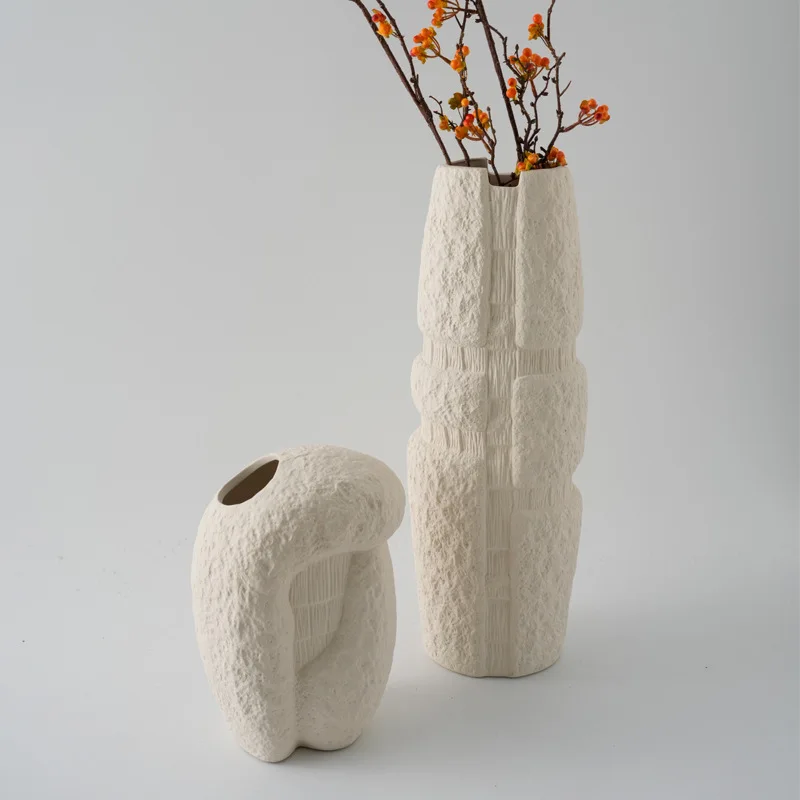 New Chinese minimalist pleated pattern plain ceramic vase ornament hotel homestay art decoration flower arrangement
New Chinese minimalist pleated pattern plain ceramic vase ornament hotel homestay art decoration flower arrangement