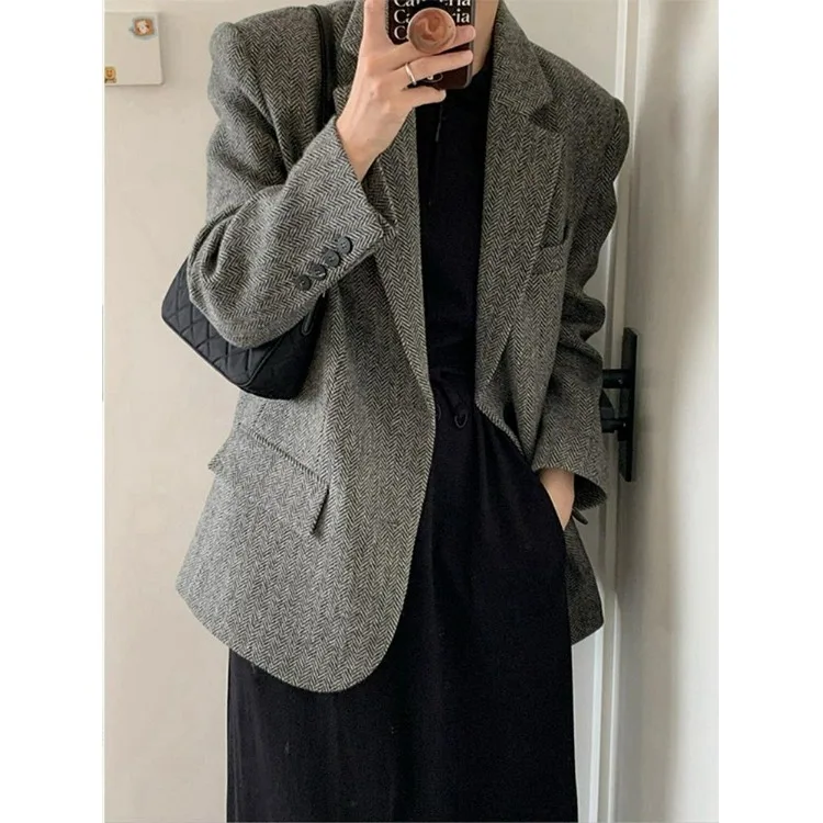 Женское пальто из твида или Thiened, осенне-зимнее новое пальто в стиле ретро, повседневная верхняя одежда Fem Faion
Женское пальто из твида или Thiened, осенне-зимнее новое пальто в стиле ретро, повседневная верхняя одежда Fem Faion