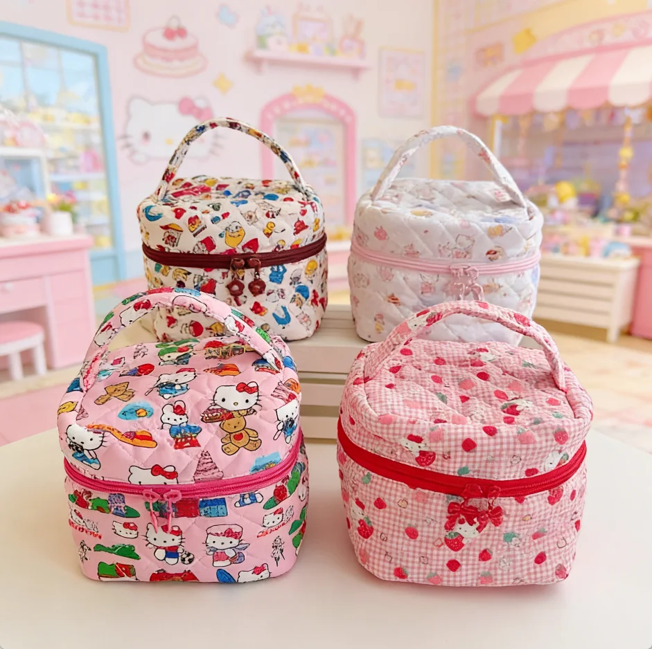 Kawaii Cosmetic Bag Hello Kitty Box Bath Cartoon High-Capacity Handheld Makeup Drawstring Drawstring Chef Go for An Outing
Kawaii Cosmetic Bag Hello Kitty Box Bath Cartoon High-Capacity Handheld Makeup Drawstring Drawstring Chef Go for An Outing