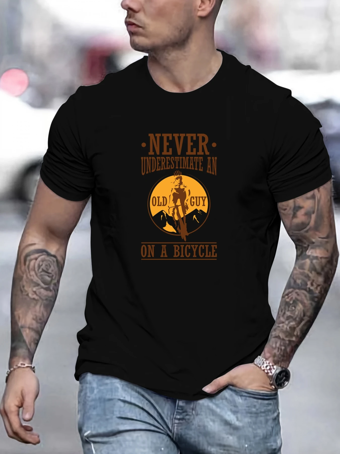 MEN NEVER UNDERESTIMATE AN OLD GUY ON A BICYCLE pattern summer casual crew neck short T-shirt
MEN NEVER UNDERESTIMATE AN OLD GUY ON A BICYCLE pattern summer casual crew neck short T-shirt