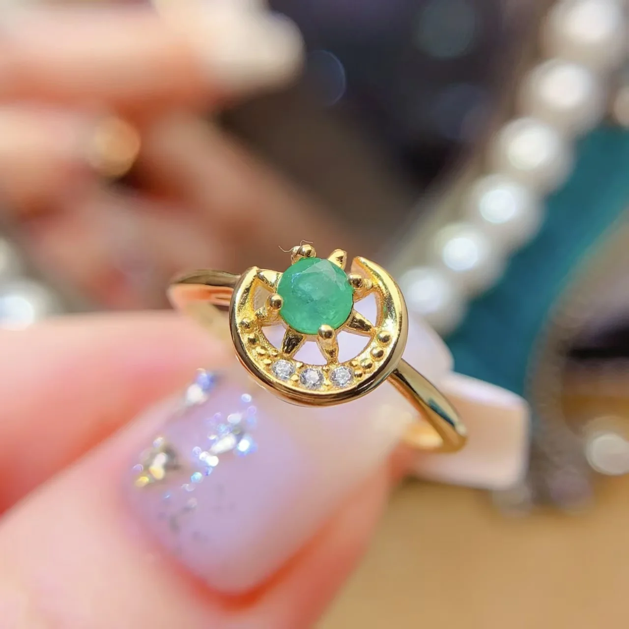 100% Natural Emerald Elegant Gemstones Ring for Woman 4mm*4mm Silver Ring Solid 925 Silver Emerald Ring for Party
100% Natural Emerald Elegant Gemstones Ring for Woman 4mm*4mm Silver Ring Solid 925 Silver Emerald Ring for Party
