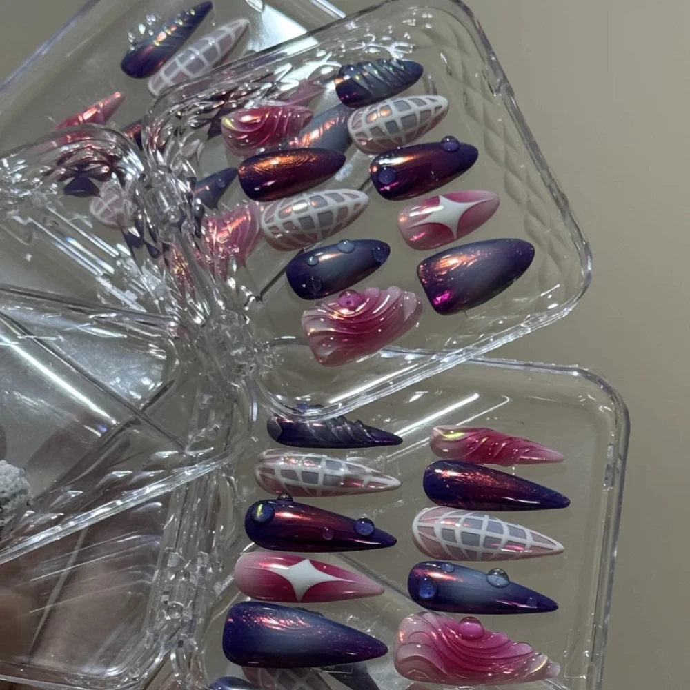 10Pcs 2025 Summer Trendy Handmade Almond & Stiletto Shaped Press On Nails 3D Pink & Purple Design Includes Nail File Kit
10Pcs 2025 Summer Trendy Handmade Almond & Stiletto Shaped Press On Nails 3D Pink & Purple Design Includes Nail File Kit