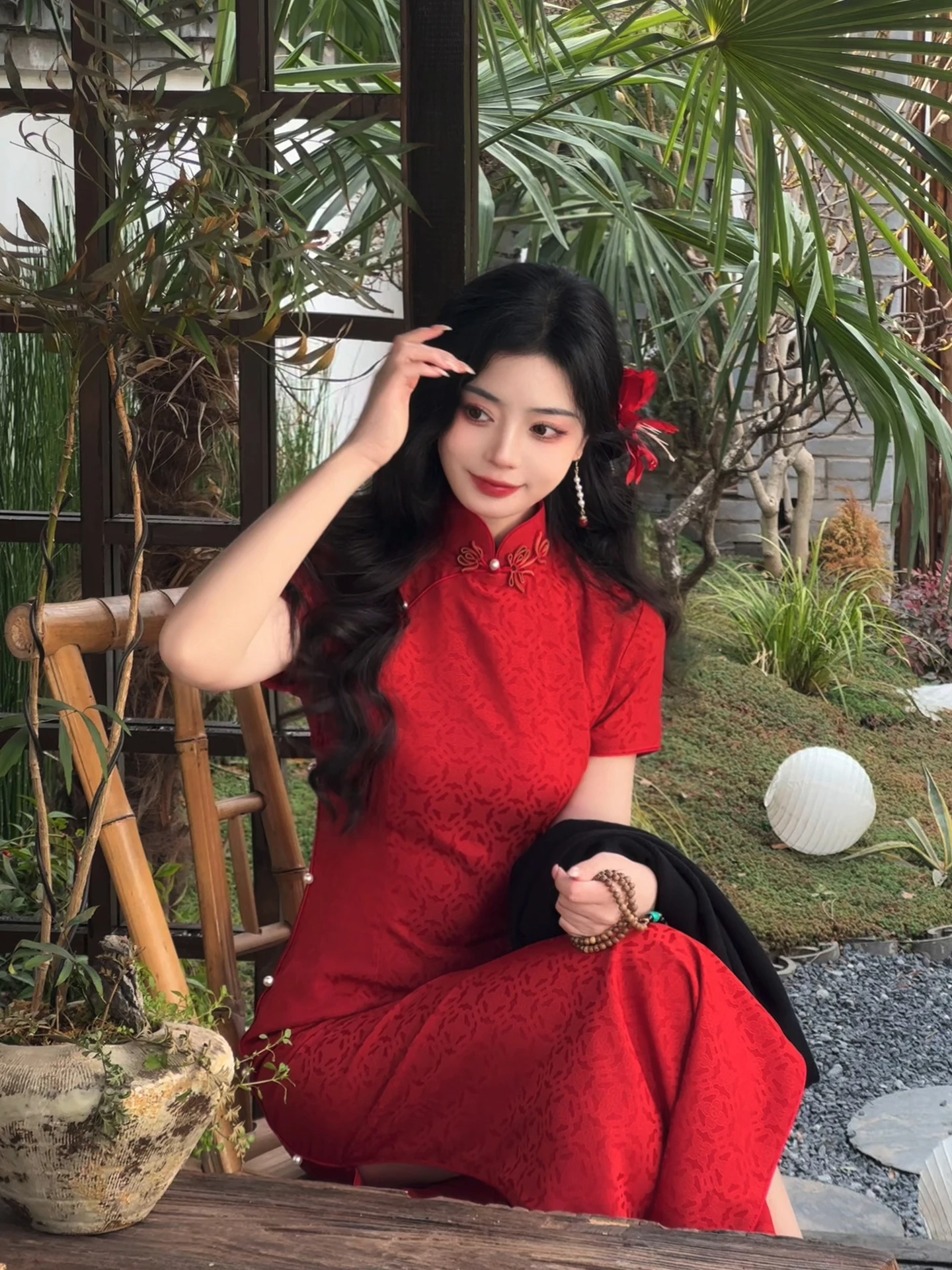 Red Short Sleeve Wedding Dress Chinese Style Matrimony Ceremony Women's Fashionable Breathable Long Qipao Gown
Red Short Sleeve Wedding Dress Chinese Style Matrimony Ceremony Women's Fashionable Breathable Long Qipao Gown