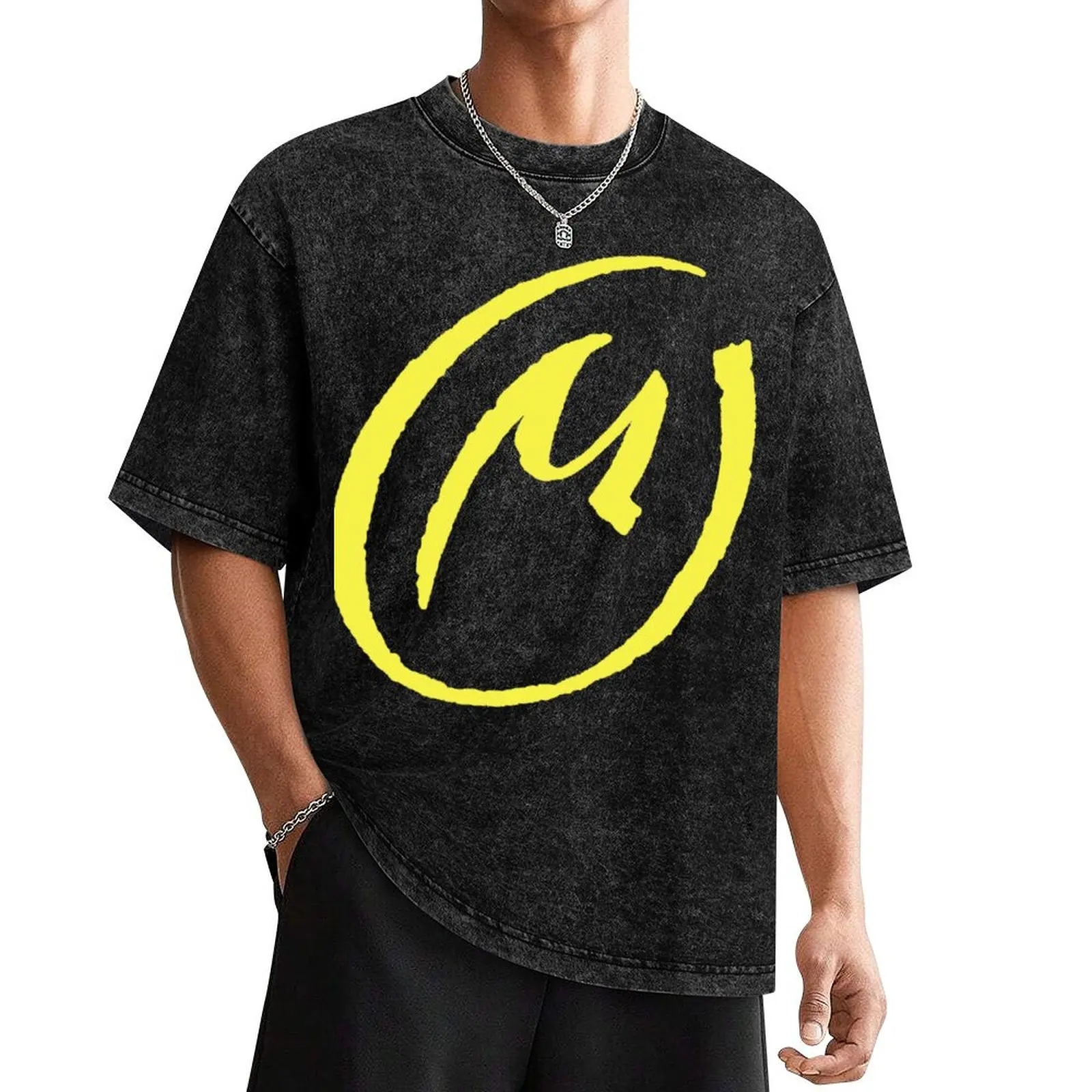 The Yellow 'M' (La marque Jaune) Classic T-Shirt sweat street wear vintage clothes black t shirts for men
The Yellow 'M' (La marque Jaune) Classic T-Shirt sweat street wear vintage clothes black t shirts for men