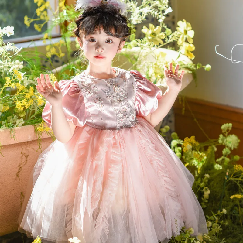2026 Spring New Girl's Pearl Flower Decorative Bubble Sleeves with Waist up Large Skirt Satin Princess Skirt
2026 Spring New Girl's Pearl Flower Decorative Bubble Sleeves with Waist up Large Skirt Satin Princess Skirt