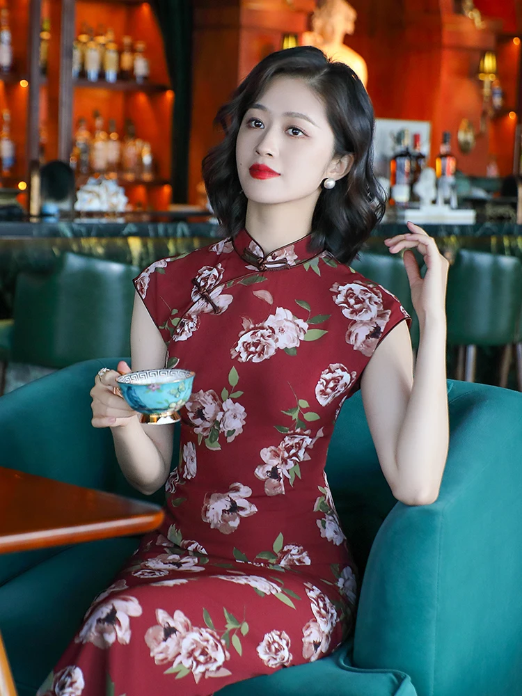 Ele Mom Long Floral Print Breathable Polyester Fiber ort Sve Mid-Length Skirt Low Slit Daily Wear
Ele Mom Long Floral Print Breathable Polyester Fiber ort Sve Mid-Length Skirt Low Slit Daily Wear