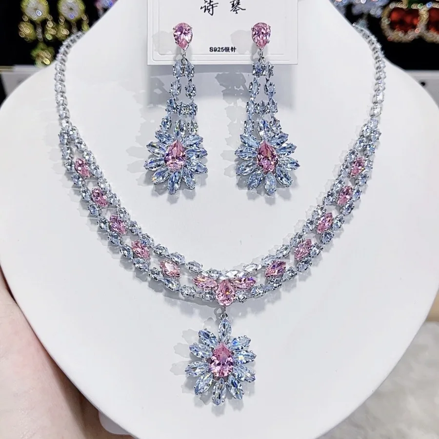 Women's Fashion Luxury Zirconia Crystal Pink Necklace Earrings Set Bracelet Jewelry Set Bridal Wedding Banquet Party Holiday
Women's Fashion Luxury Zirconia Crystal Pink Necklace Earrings Set Bracelet Jewelry Set Bridal Wedding Banquet Party Holiday