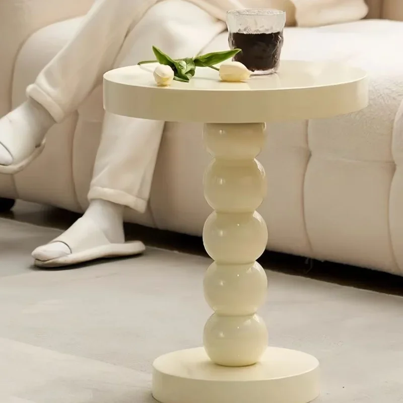 Nordic Sofa Side Table Home Retro Solid Wood Round Table Small Apartment Bedside Corner Table Small Coffee Cream Style
Nordic Sofa Side Table Home Retro Solid Wood Round Table Small Apartment Bedside Corner Table Small Coffee Cream Style