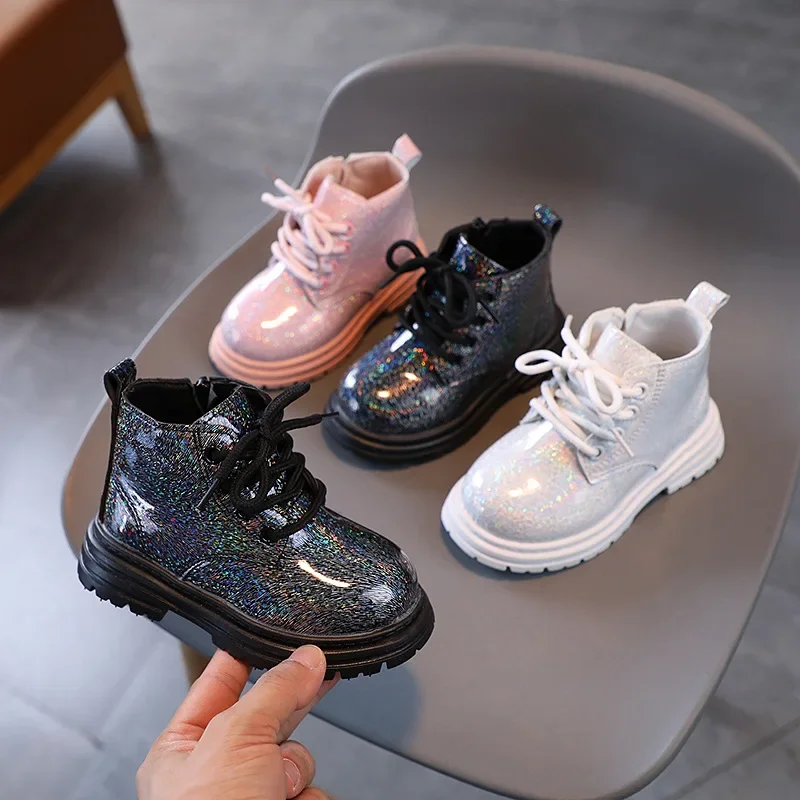 Girls' Boots Spring Autumn Versatile Children Causal Leather Boots Fashion Glossy PU Kids Princess Platform Ankle Boots Non-slip
Girls' Boots Spring Autumn Versatile Children Causal Leather Boots Fashion Glossy PU Kids Princess Platform Ankle Boots Non-slip