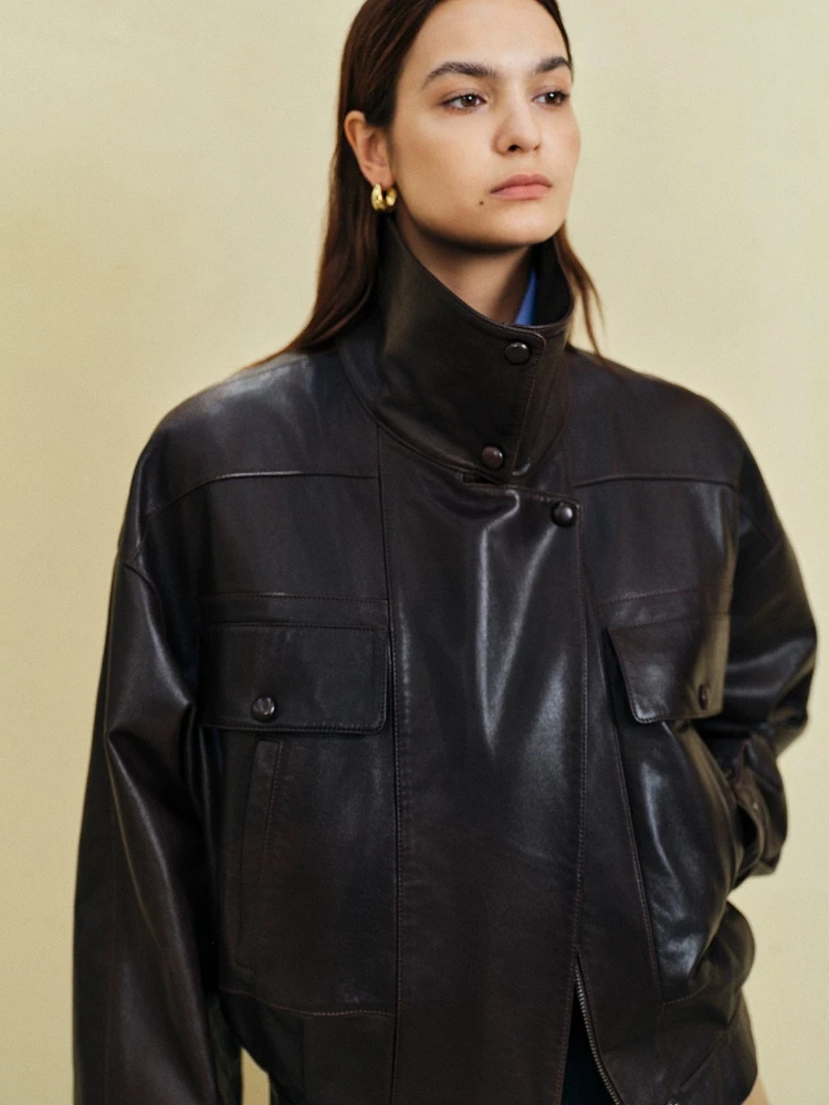Women Natural Sheepskin Jacket Street Trend Multi Pocket Pilot Leather Jacket Short Loose Lapel Collar Brown Leather Coat Woman
Women Natural Sheepskin Jacket Street Trend Multi Pocket Pilot Leather Jacket Short Loose Lapel Collar Brown Leather Coat Woman