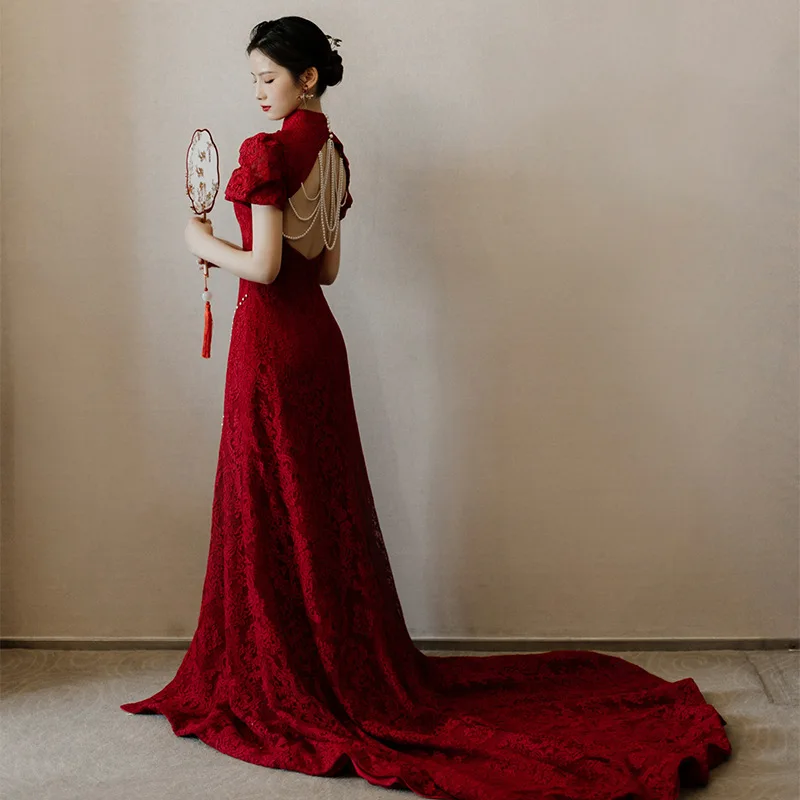 Chinese Style Burgundy Cheongsam Evening Party Dress Long V-neck Bride Wedding Dress Sexy Perspective Backless Banquet Dress
Chinese Style Burgundy Cheongsam Evening Party Dress Long V-neck Bride Wedding Dress Sexy Perspective Backless Banquet Dress